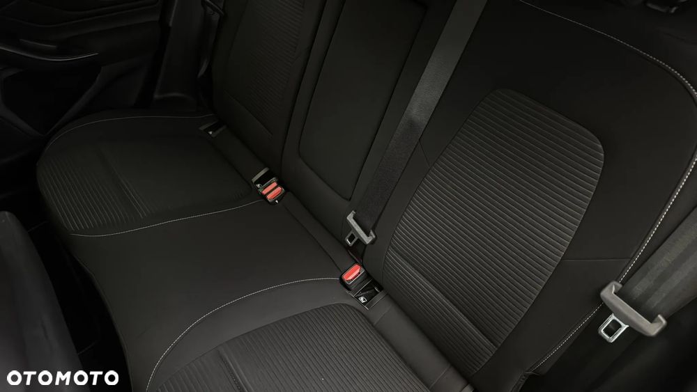 Ford Focus 1.0 EcoBoost Titanium X - 25