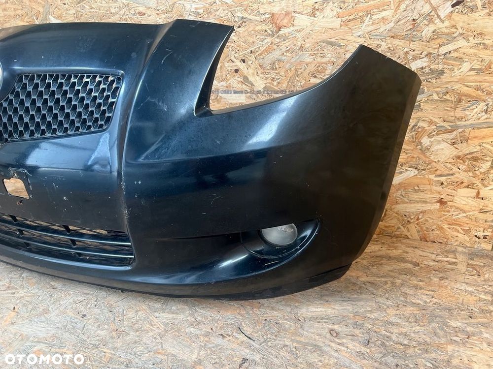 ZDERZAK PRZEDNI przód TOYOTA YARIS II 2 - 3