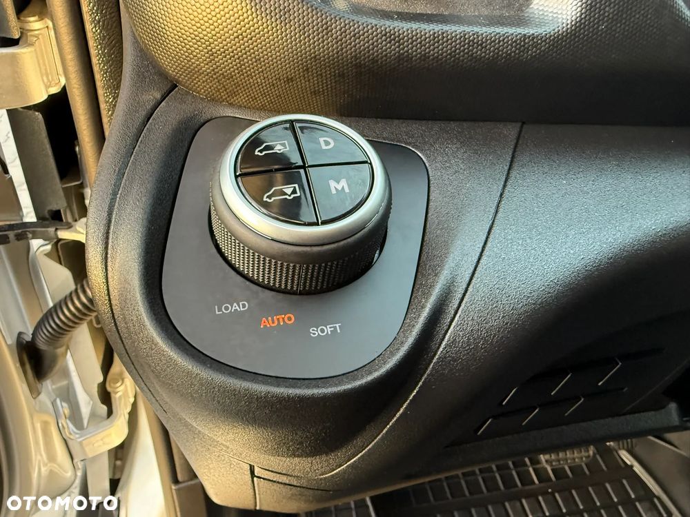 Iveco Daily 70C21A8P Laweta na dwa auta - 32