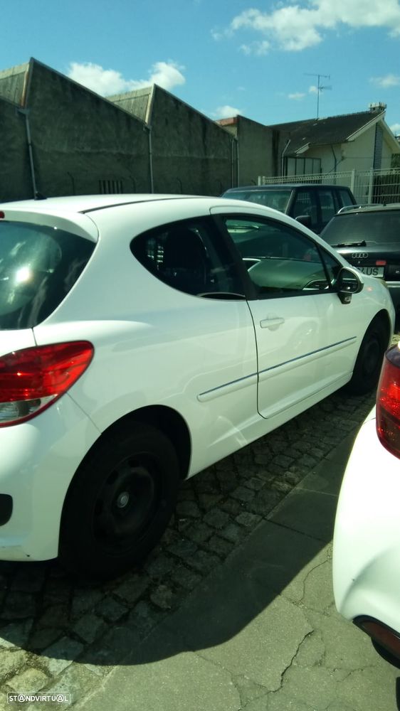 Peugeot 207 1.4 HDi Urban - 3