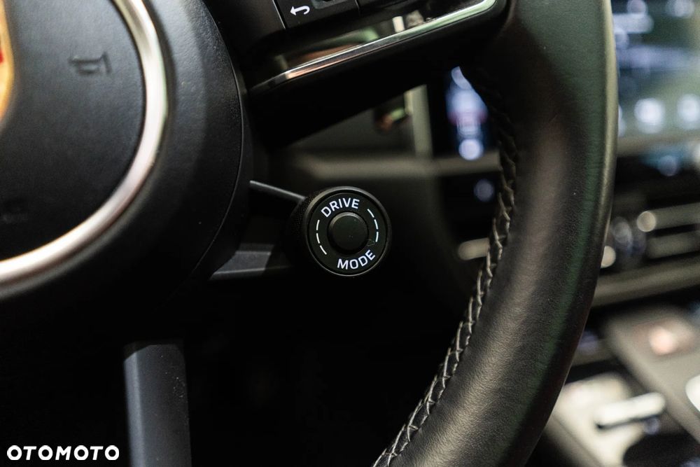 Porsche Macan Standard - 18