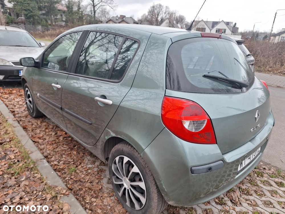 Renault Clio 1.6 16V Dynamique - 16