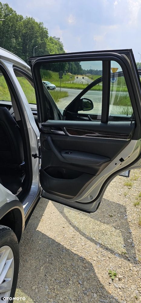 BMW X3 xDrive28i - 24