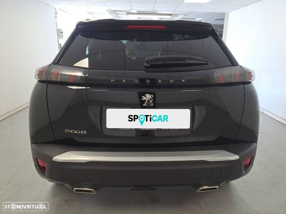 Peugeot 2008 1.2 PureTech Allure EAT8 - 7