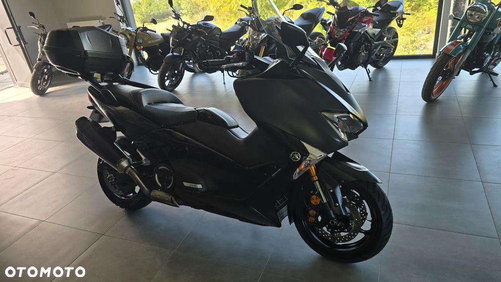 Yamaha Tmax - 6