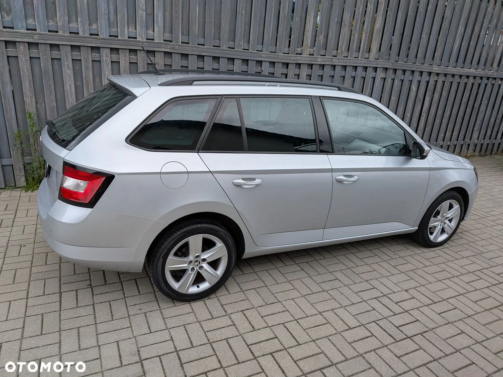 Skoda Fabia 1.2 TSI DSG Ambition - 6