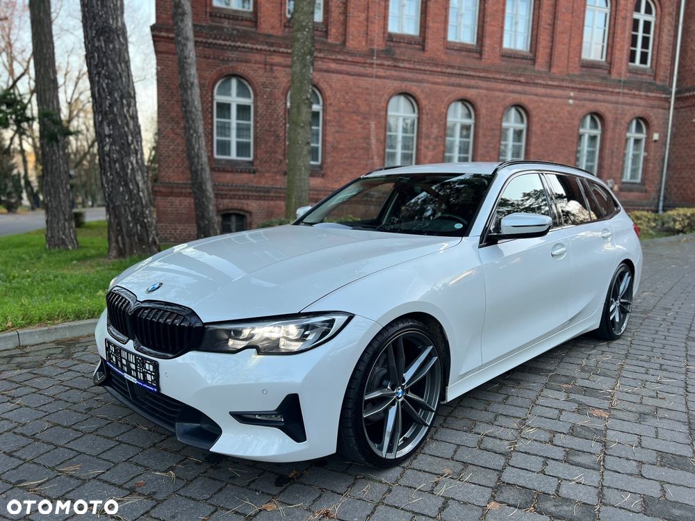 BMW Seria 3 320d Sport Line Shadow - 23