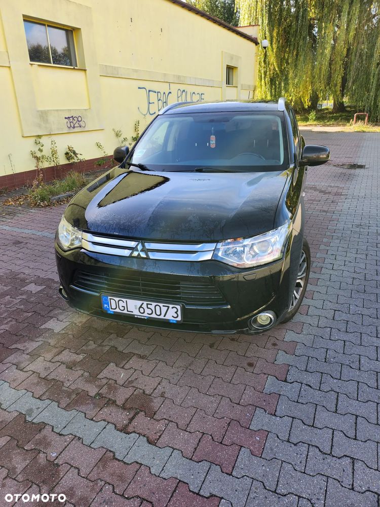 Mitsubishi Outlander 2.0 Intense 2WD - 8