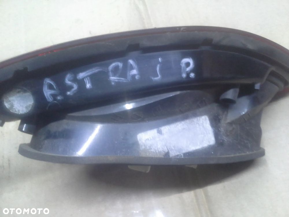 Opel Astra J IV 5D HB lampy tylne w błotnik i klapę EU - 10