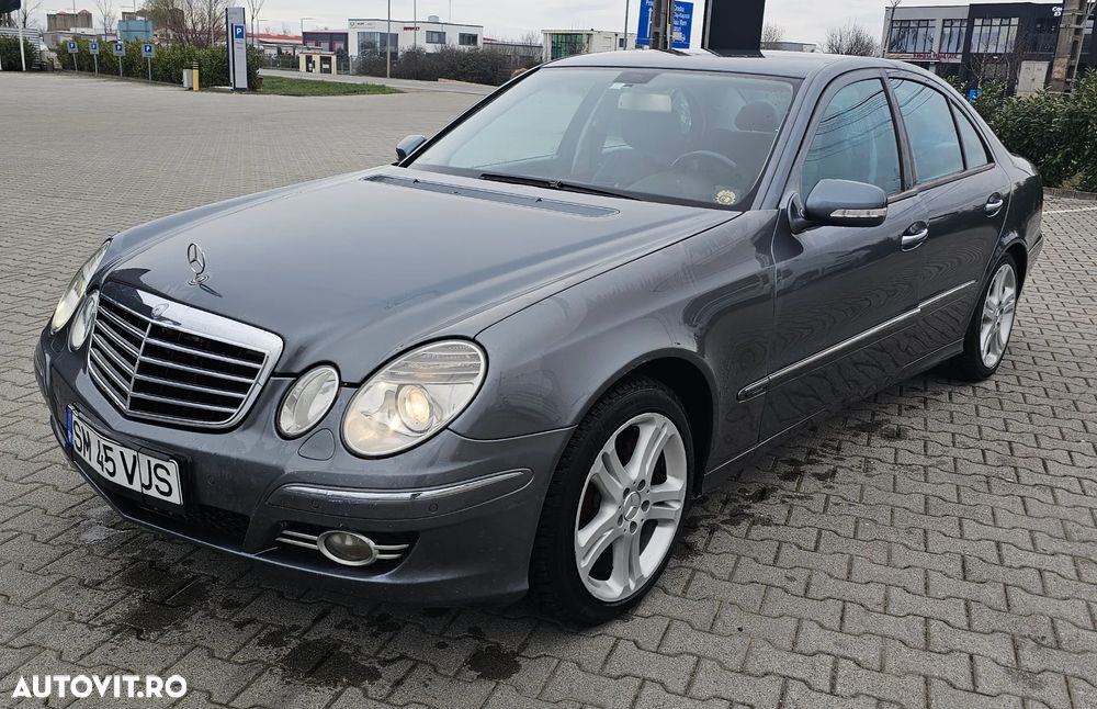 Mercedes-Benz E - 1