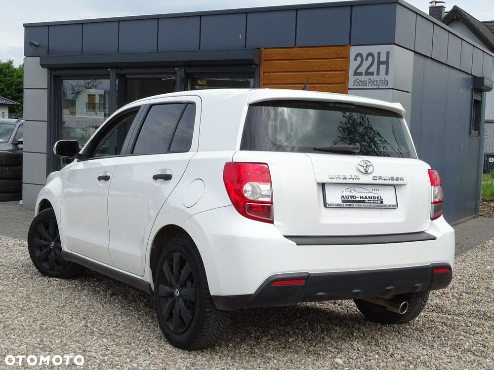 Toyota Urban Cruiser - 5