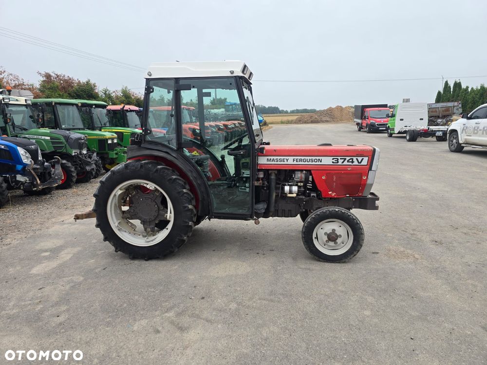 Massey Ferguson 374V - 3
