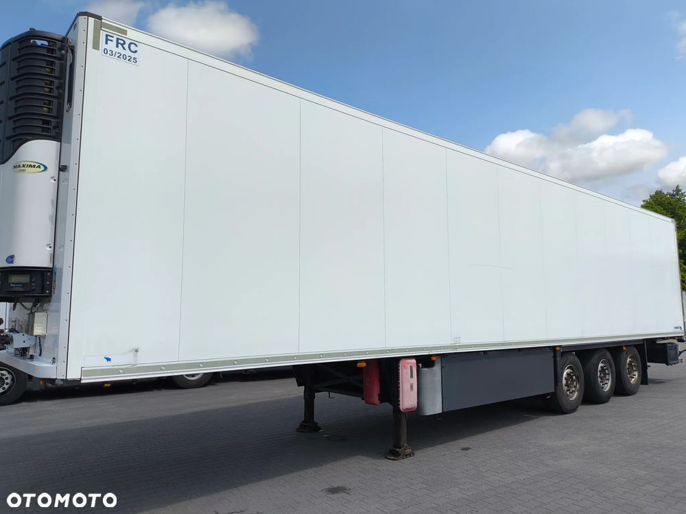 Schmitz Cargobull SKO24 - 11