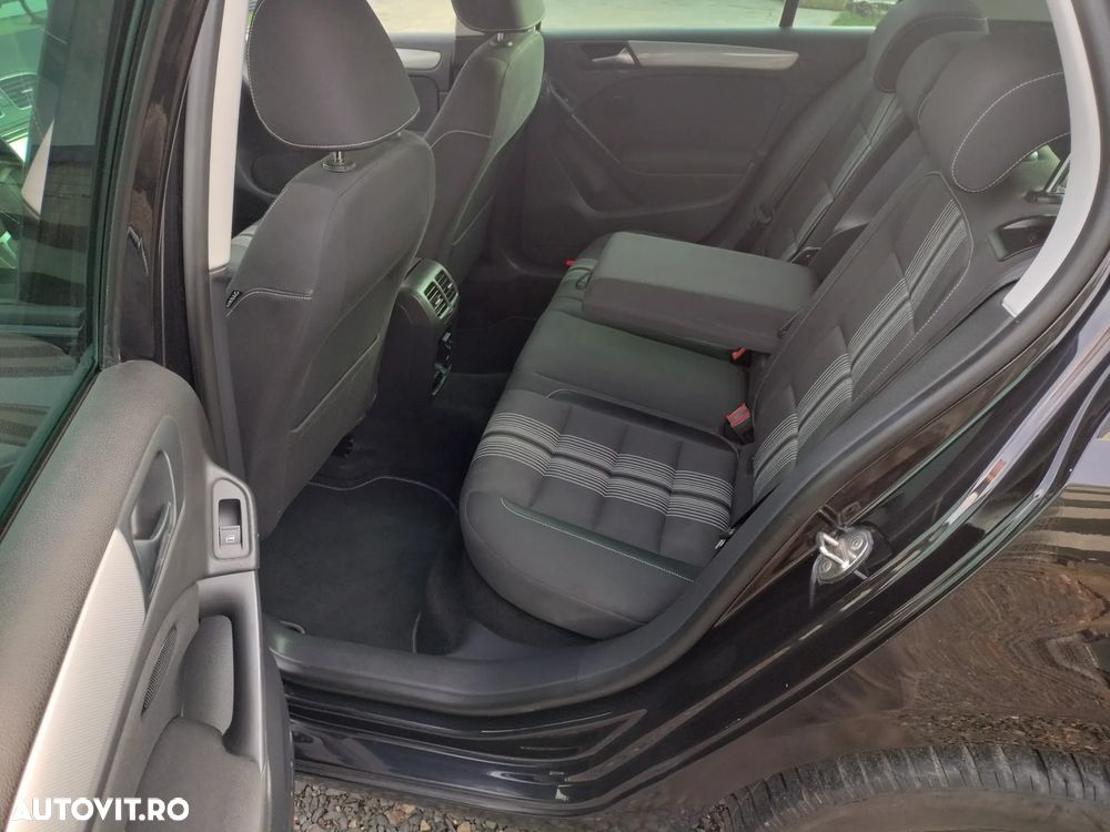 Volkswagen Golf 1.6 TDI DPF Style - 14