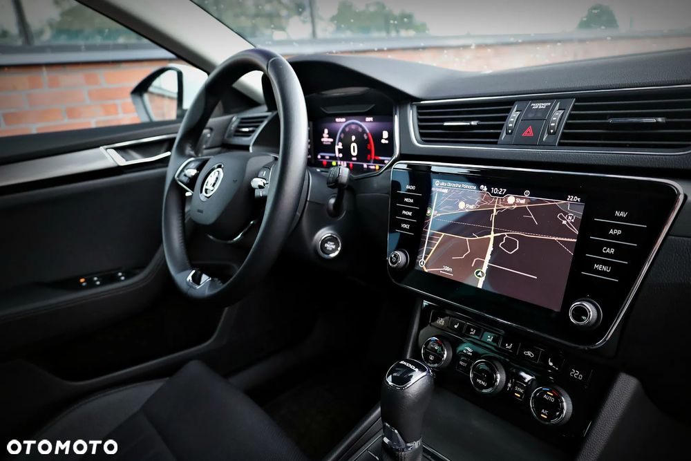Skoda Superb 2.0 TSI Style DSG - 22