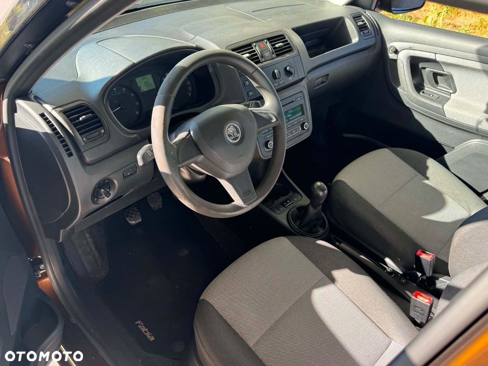 Skoda Fabia 1.2 HTP Fresh - 30