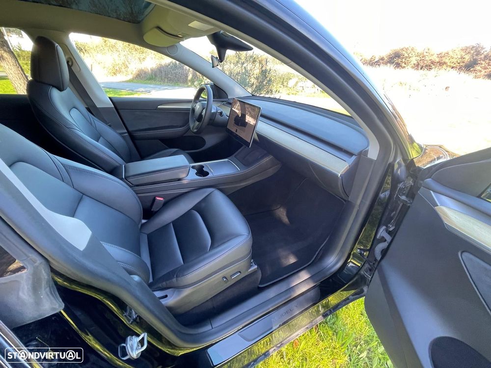 Tesla Model Y RWD - 31