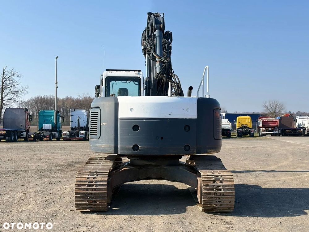 Kobelco NEW HOLLAND KOBELCO E235SR-1ES - 10