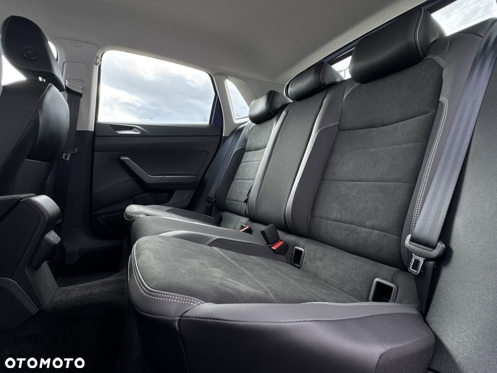 Volkswagen Polo 1.0 TSI Style DSG - 24