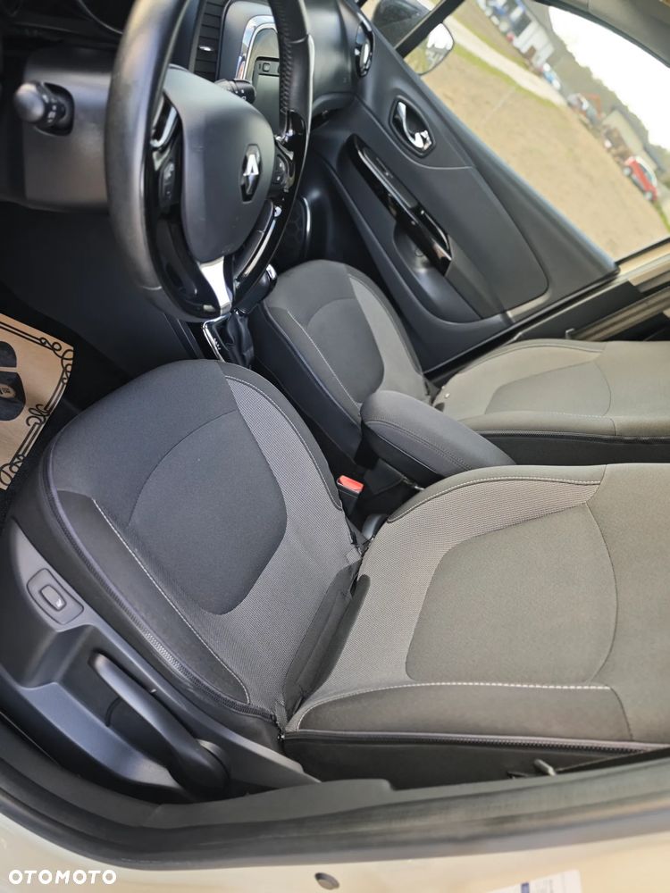 Renault Captur - 34