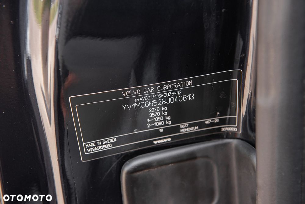 Volvo C70 2.4i Momentum - 29
