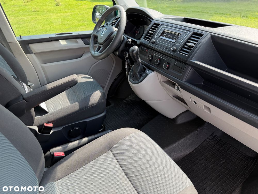 Volkswagen Transporter - 14