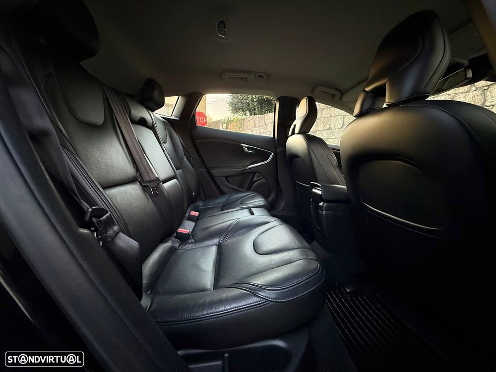 Volvo V40 1.6 D2 Momentum - 8