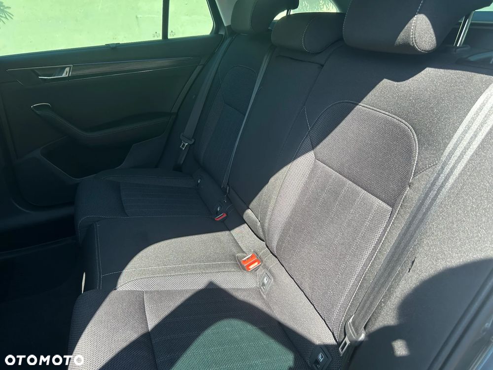 Skoda Superb 2.0 TSI DSG Style - 14