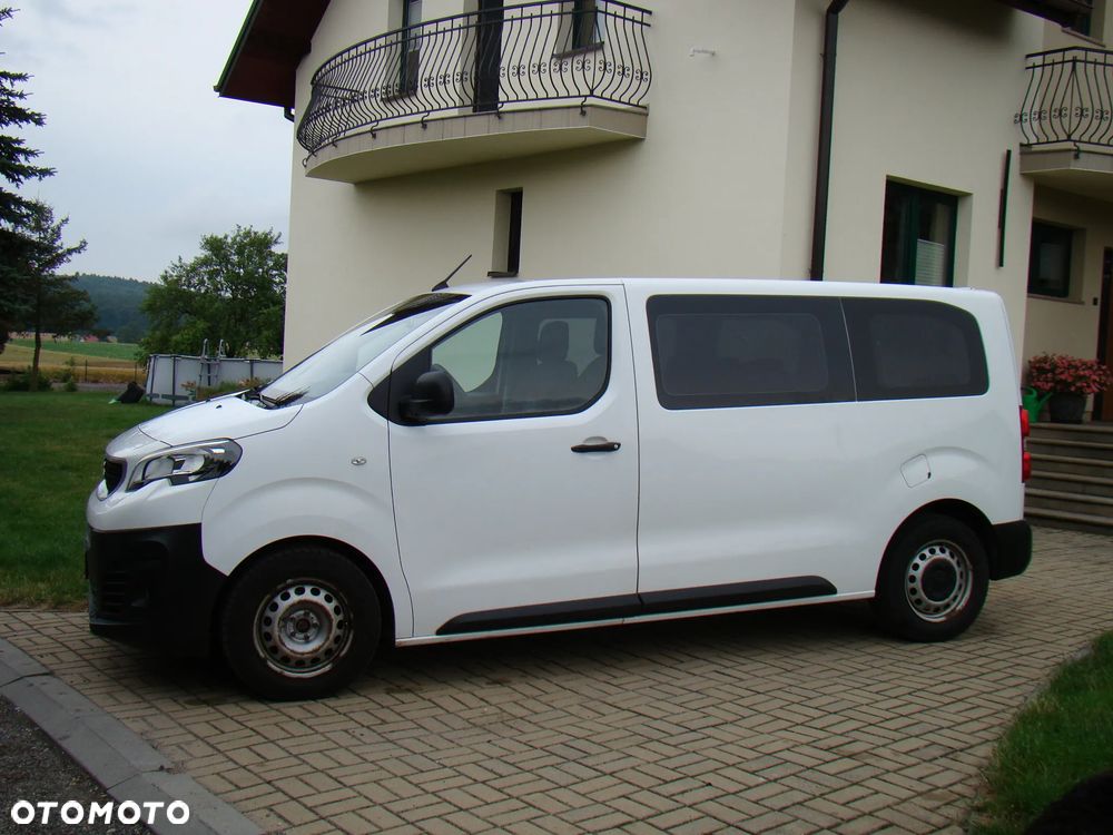 Peugeot Traveller - 5