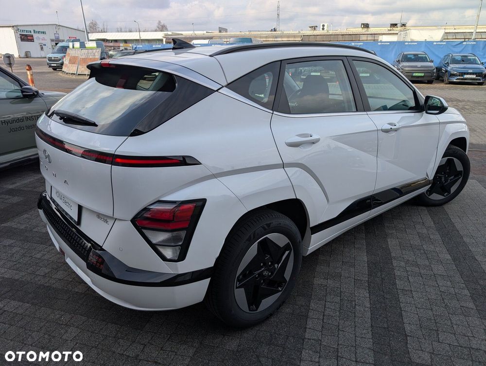 Hyundai Kona - 13
