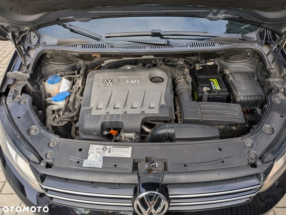 Volkswagen Touran 2.0 TDI DPF DSG Trendline - 28