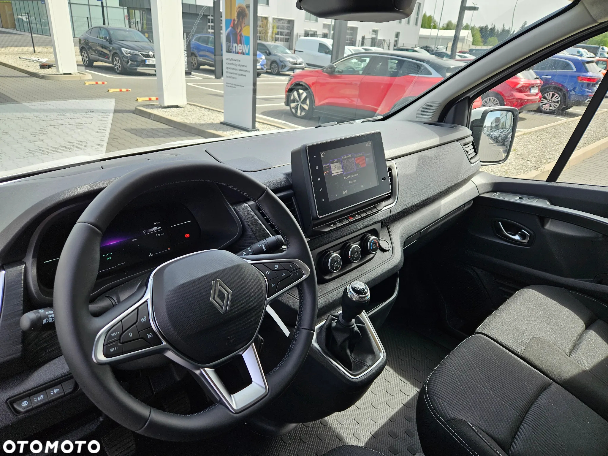 Renault Trafic Furgon L2H1 2.0dCi 150 KM - 15