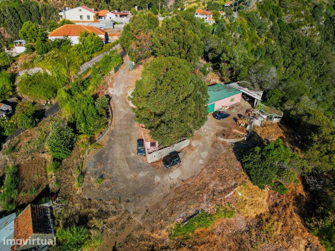 Terreno com 13.300 m2 e Projeto Turístico em Santa Cruz – Madeira - Grande imagem: 5/22