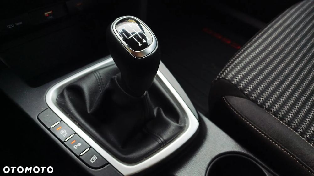 Kia Ceed 1.5 T-GDI M - 16