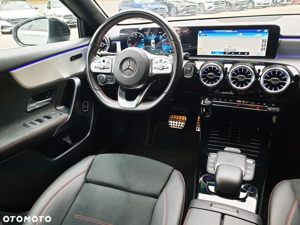 Mercedes-Benz Klasa A 250 e PHEV AMG Line 8G-DCT - 10