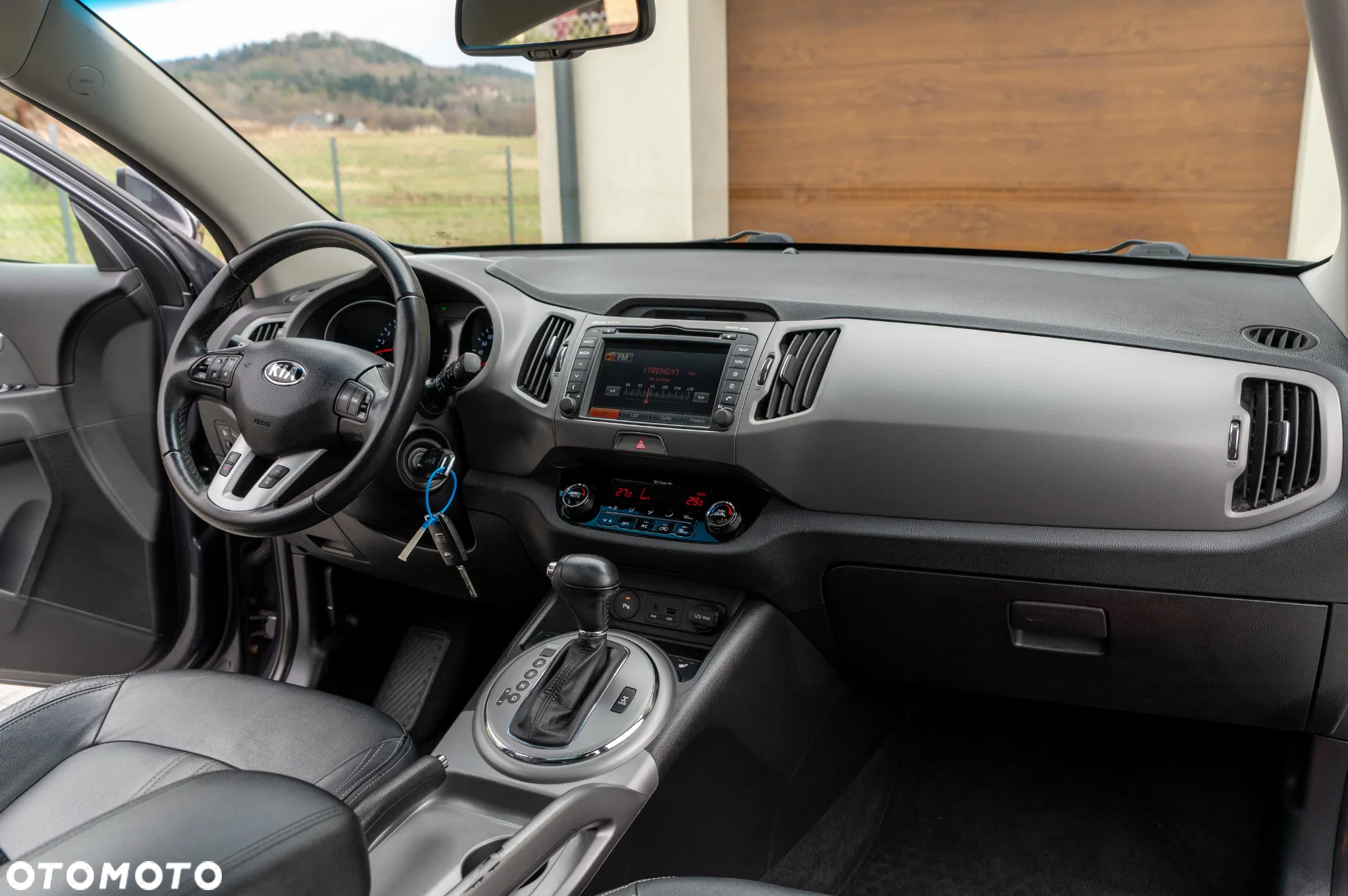 Kia Sportage 2.0 CRDI 4WD Automatik Vision - 27