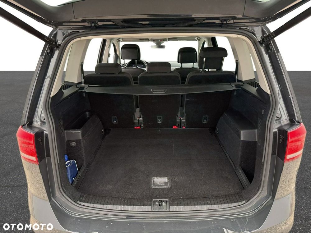 Volkswagen Touran 1.5 TSI EVO Comfortline - 12