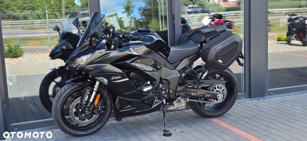 Kawasaki Ninja 1000 SX - 24