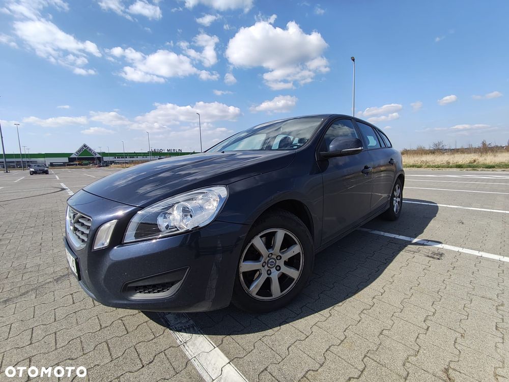 Volvo V60 D2 - 8
