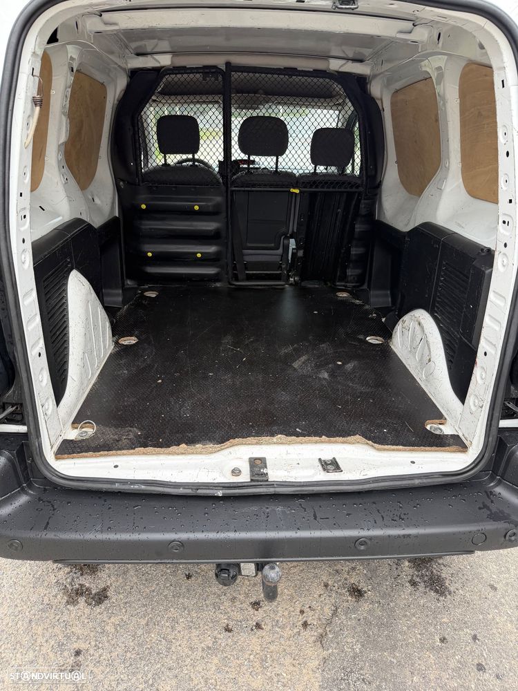 Peugeot Partner 1.6 Hdi 3 Lugares - 16