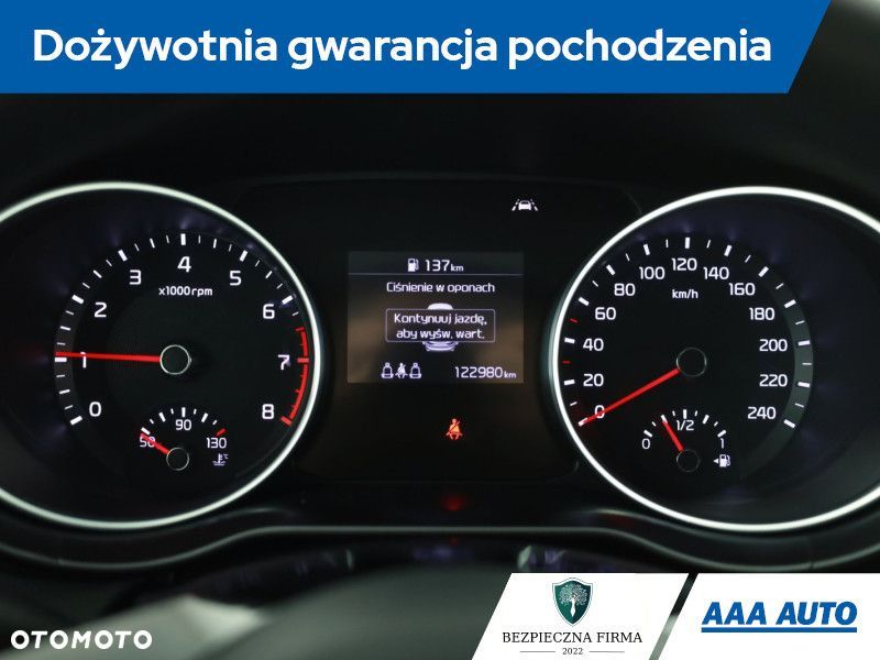 Kia Ceed - 10