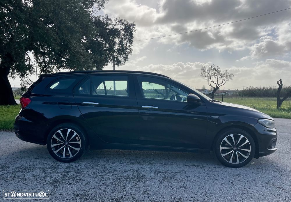 Fiat Tipo Station Wagon 1.3 M-Jet Lounge - 4