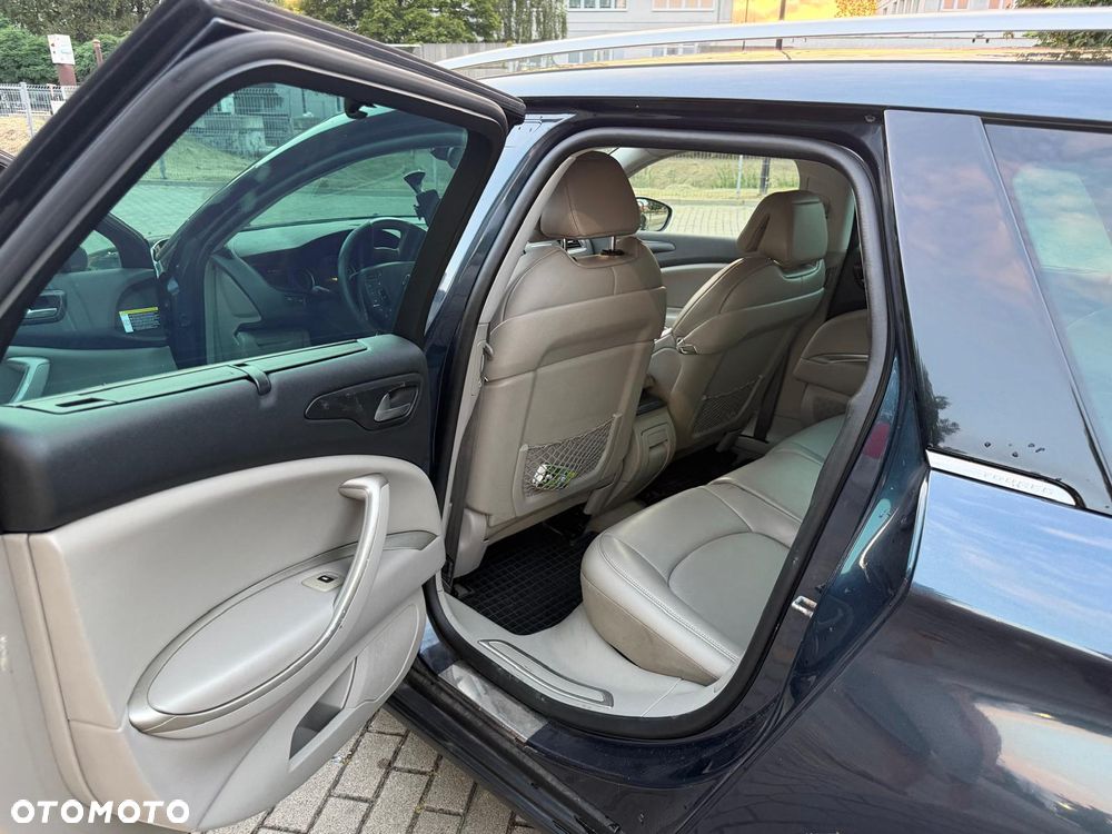 Citroën C5 2.0 HDi Exclusive - 10