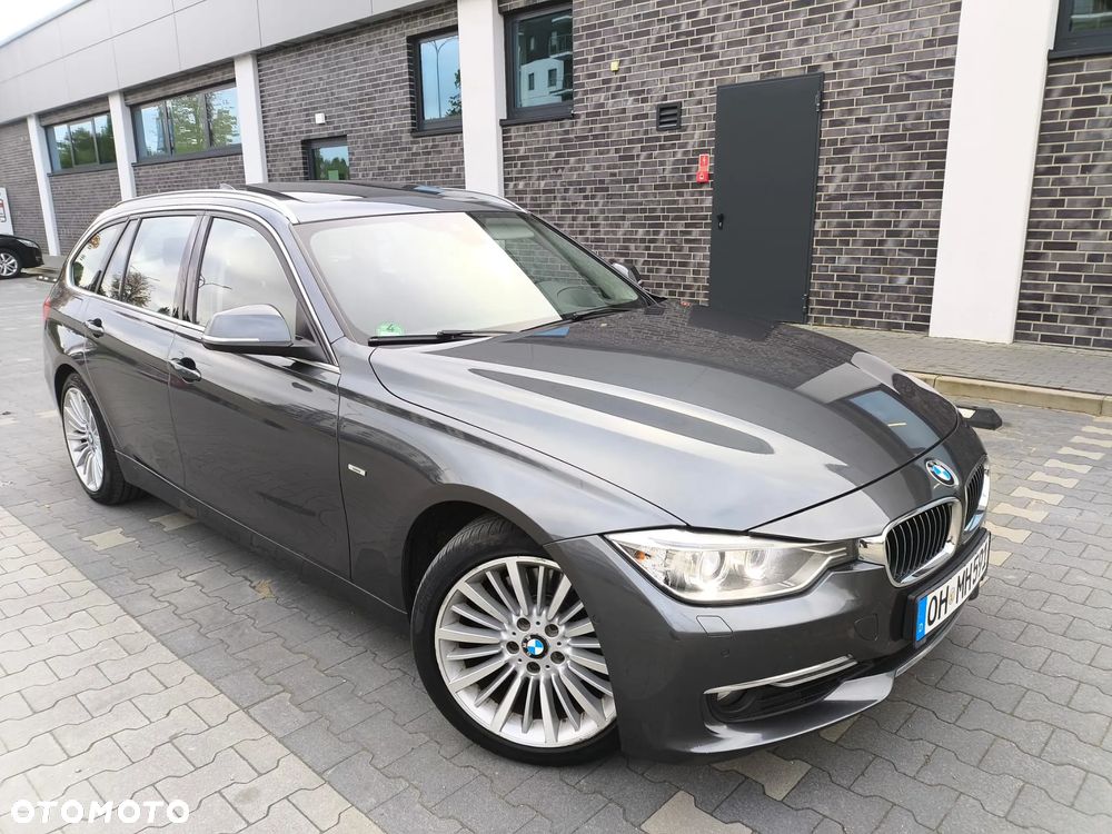BMW Seria 3 330d Luxury Line EU6 - 32