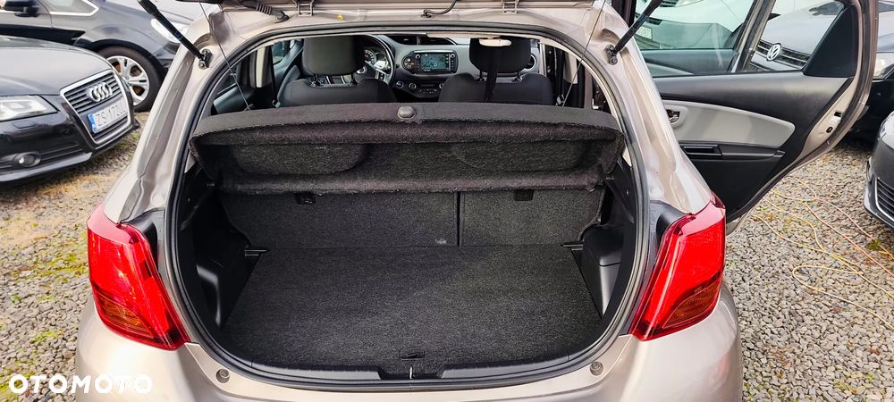 Toyota Yaris 1.4 D-4D Premium EU6 - 25