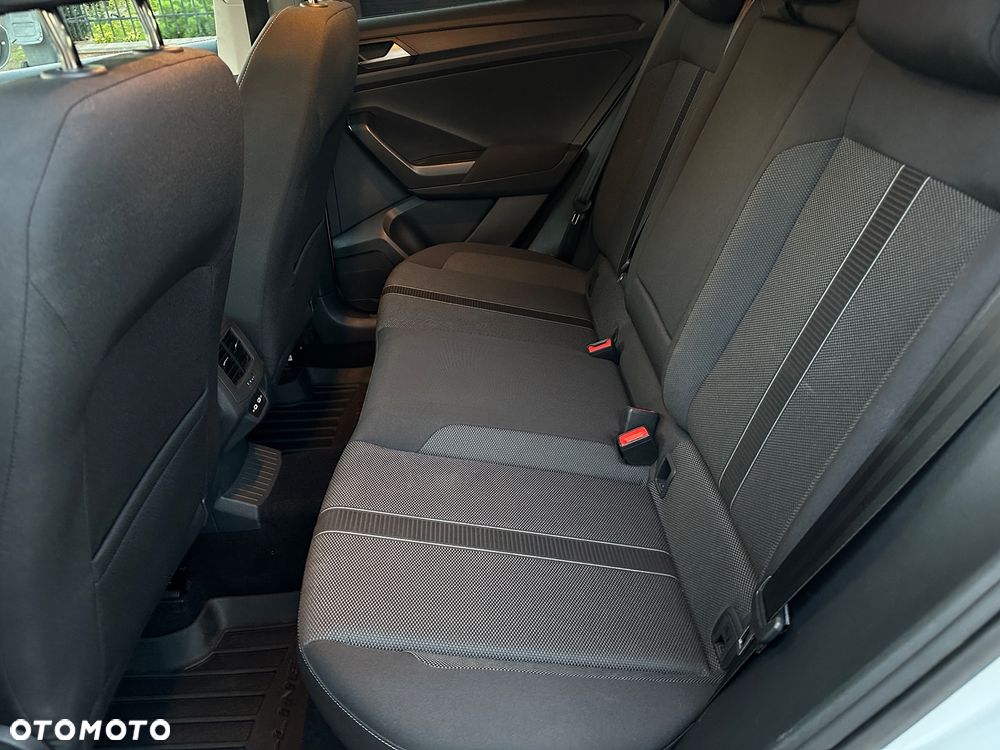 Volkswagen T-Roc 1.5 TSI Life - 22