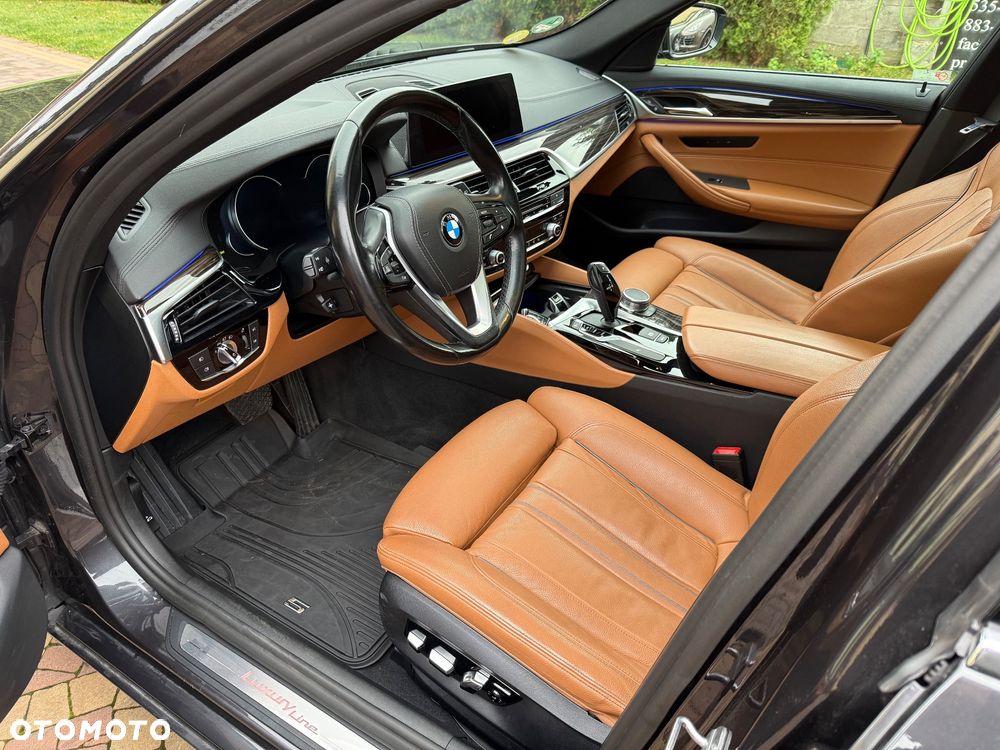BMW Seria 5 520d Luxury Line - 26