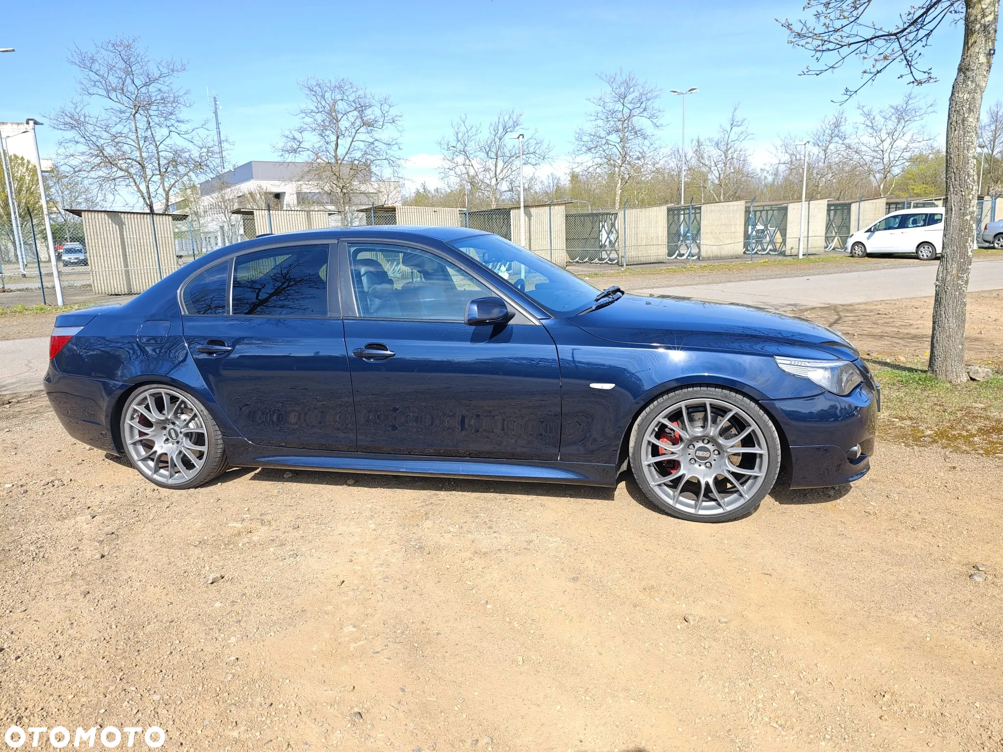 BMW Seria 5 540i - 14