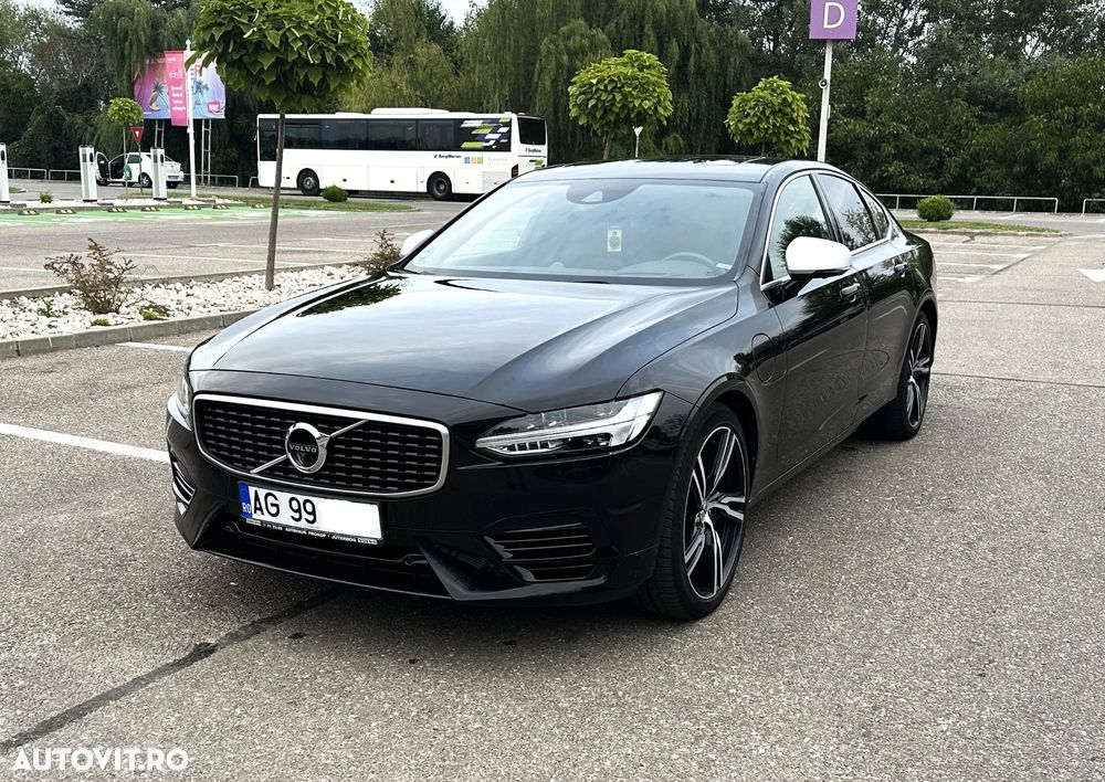 Volvo S90 - 2