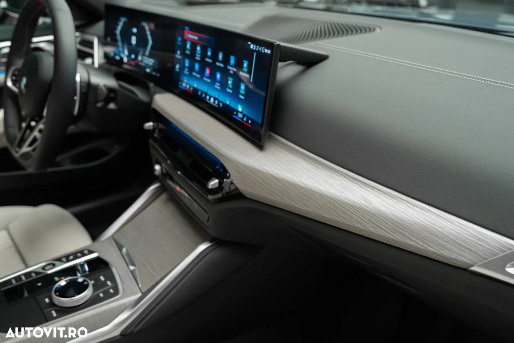 BMW Seria 4 M440i xDrive - 38